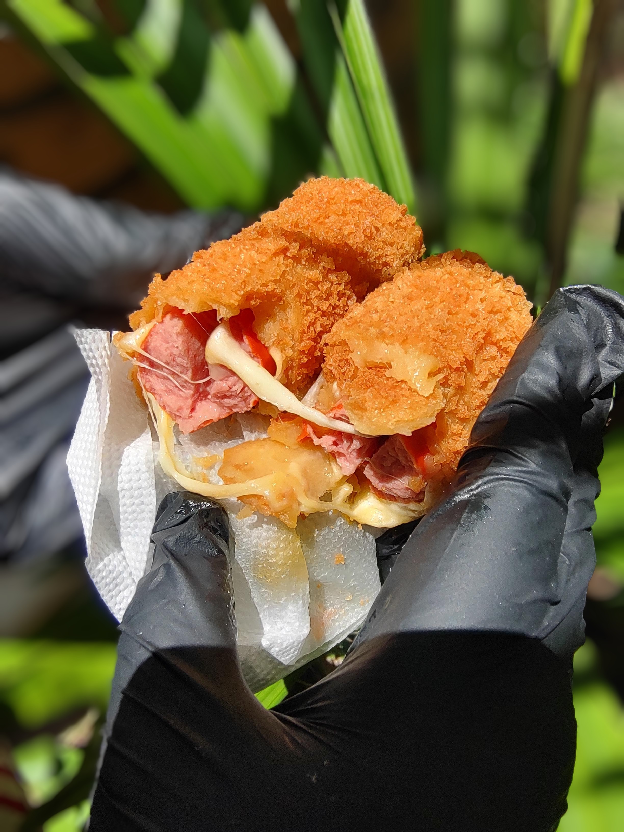 Crocante de Queijo e Salsicha